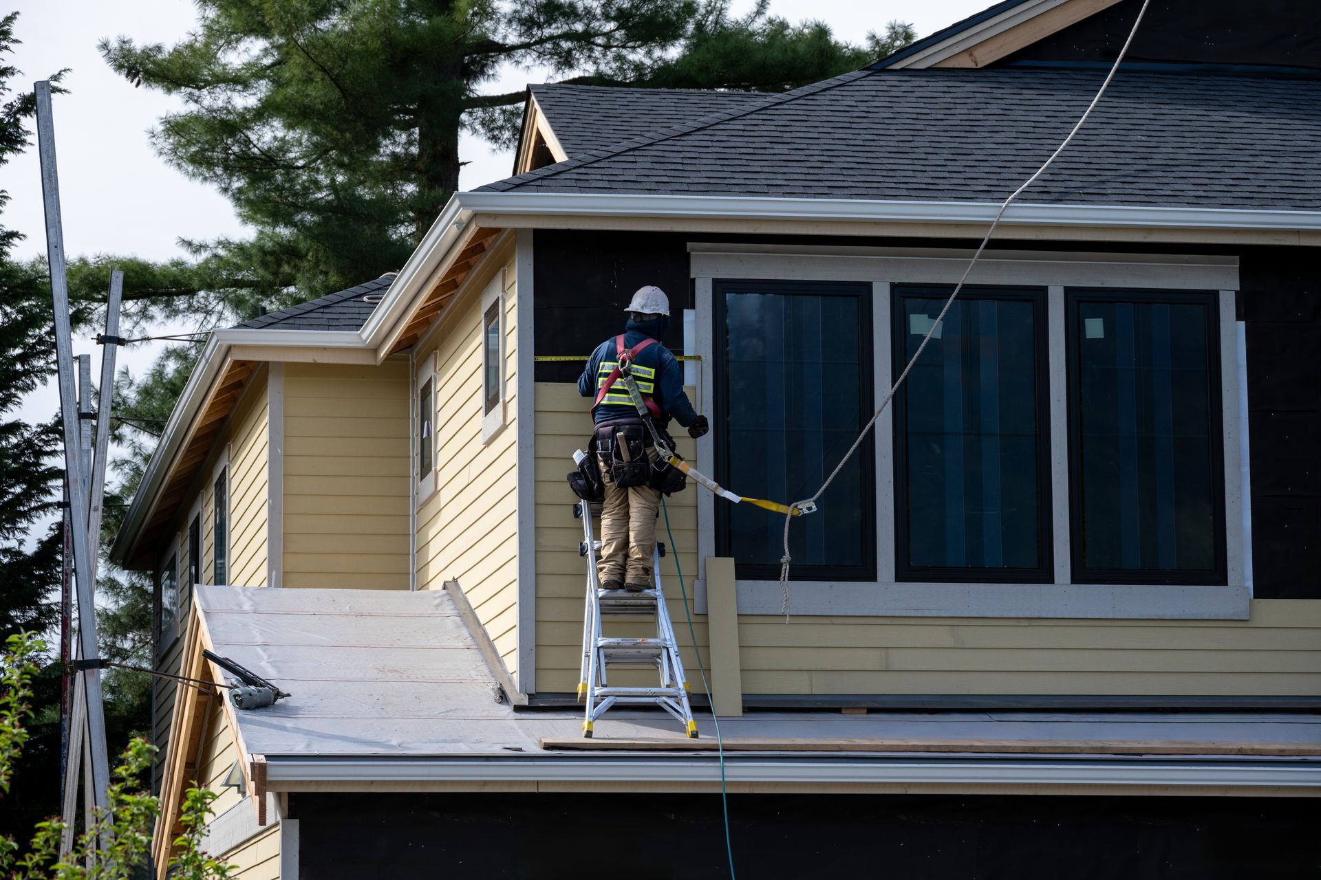 Siding Contractors Boston MA